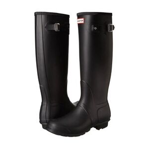 Hunter Classic Black Waterproof Boots, Matte Black size 6